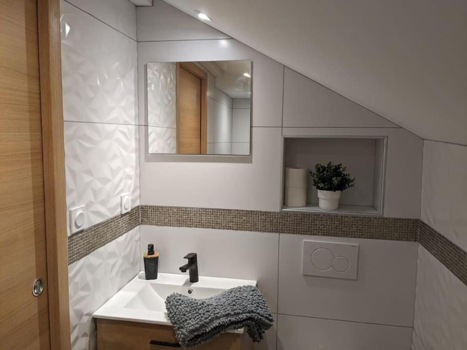 Magnifique Appartement Entierement Renove Au Pied Des Pistes เมตาบิเย ภายนอก รูปภาพ